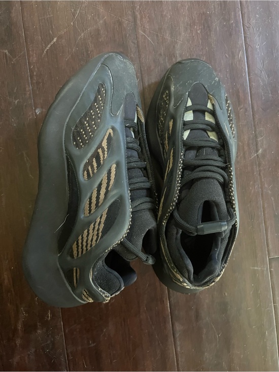 Yeezy Other - Yeezy Kids Black and Tan Chunky Sneaker
